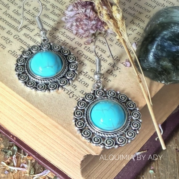 BIG TURQUOISE SUN + Silver dangle earrings - Picture 2 of 5